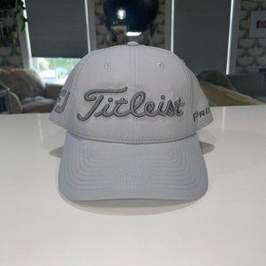 Titleist Golf FootJoy ProV1 Adjustable Cap